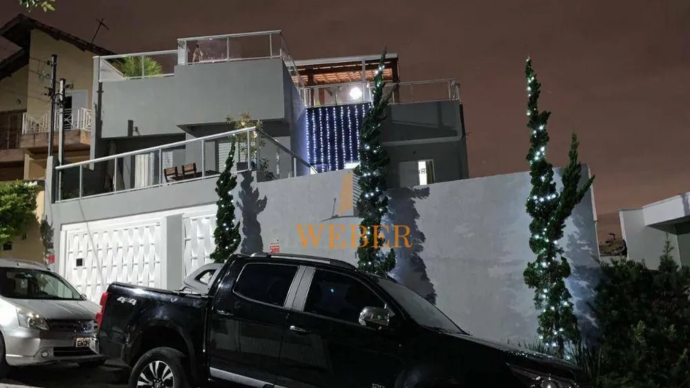 Sobrado, 4 quartos, 350 m² - Foto 1