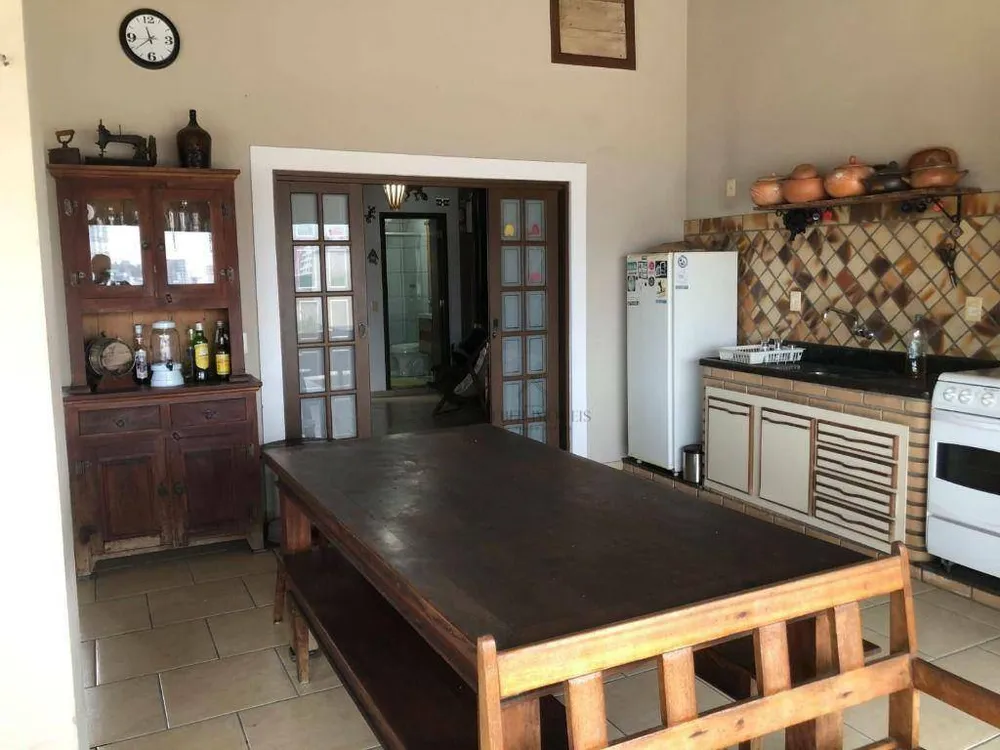 Casa, 2 quartos, 200 m² - Foto 2
