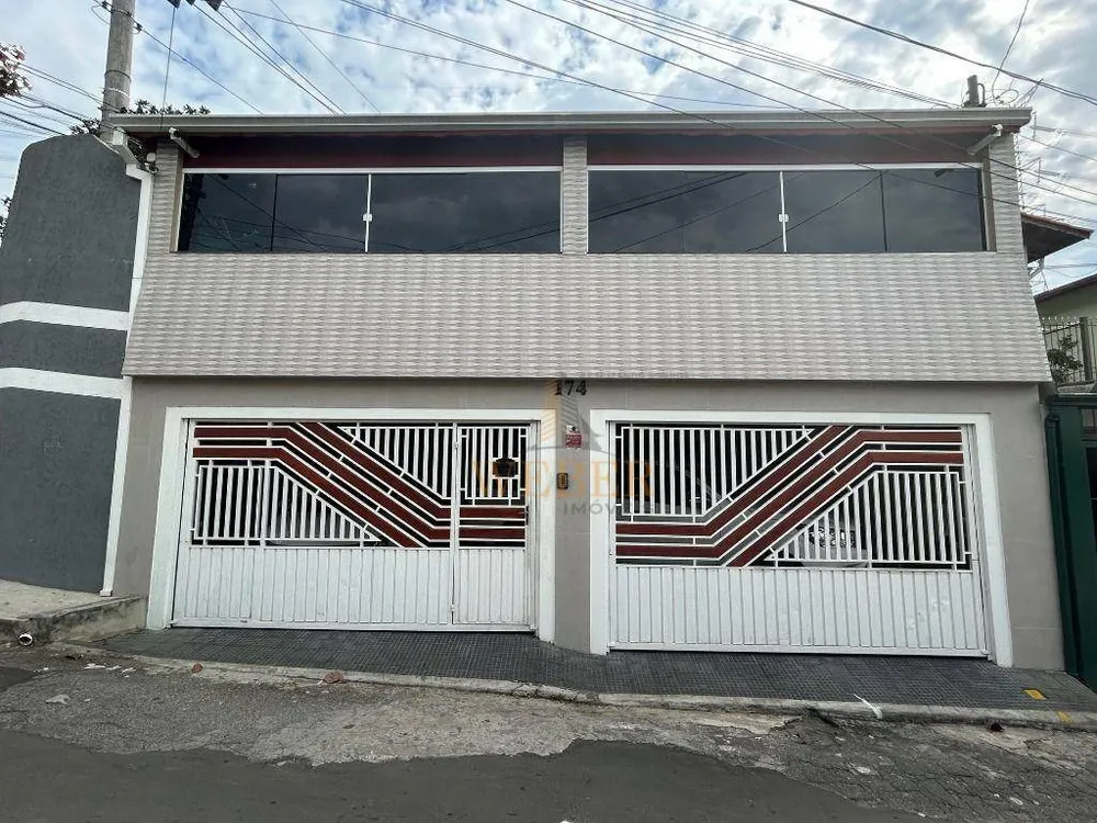 Casa, 3 quartos, 180 m² - Foto 2