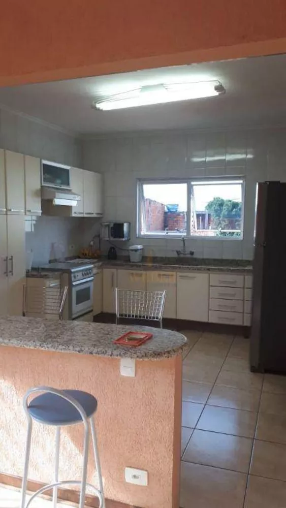 Casa, 2 quartos, 220 m² - Foto 8