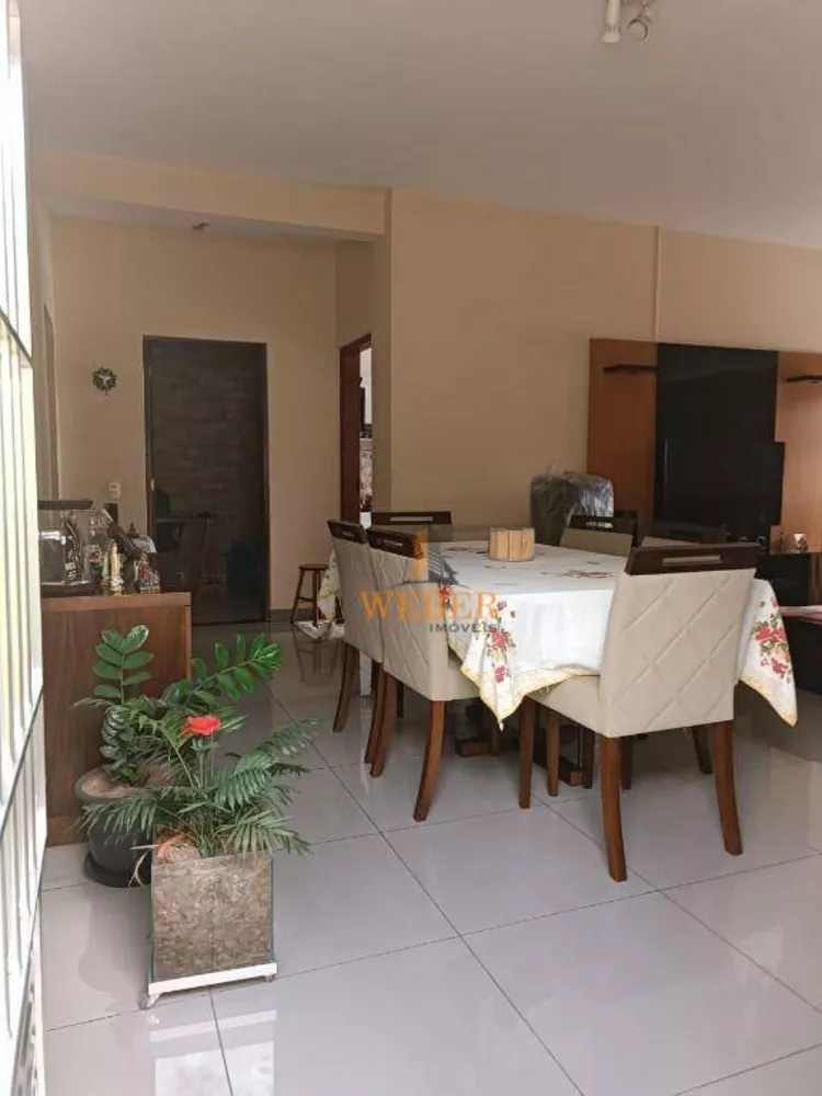 Sobrado à venda com 3 quartos, 280m² - Foto 4