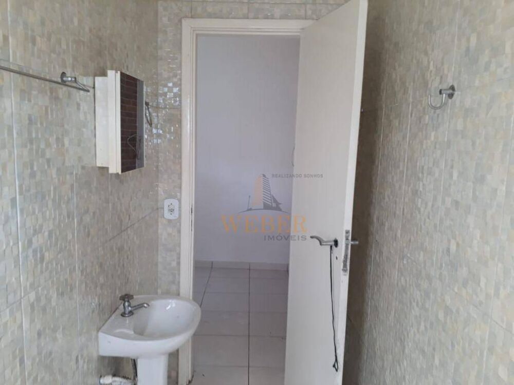 Casa, 1 quarto, 125 m² - Foto 2