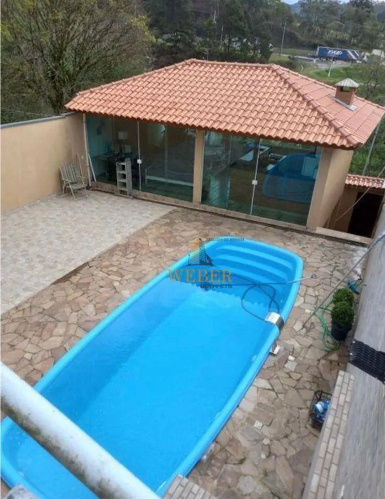 Casa, 3 quartos, 250 m² - Foto 1