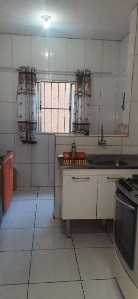 Apartamento à venda com 2 quartos, 62m² - Foto 4