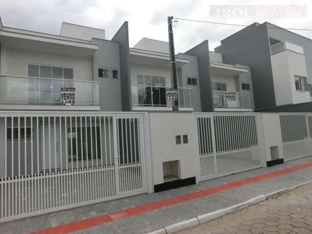 Sobrado, 3 quartos, 227 m² - Foto 2