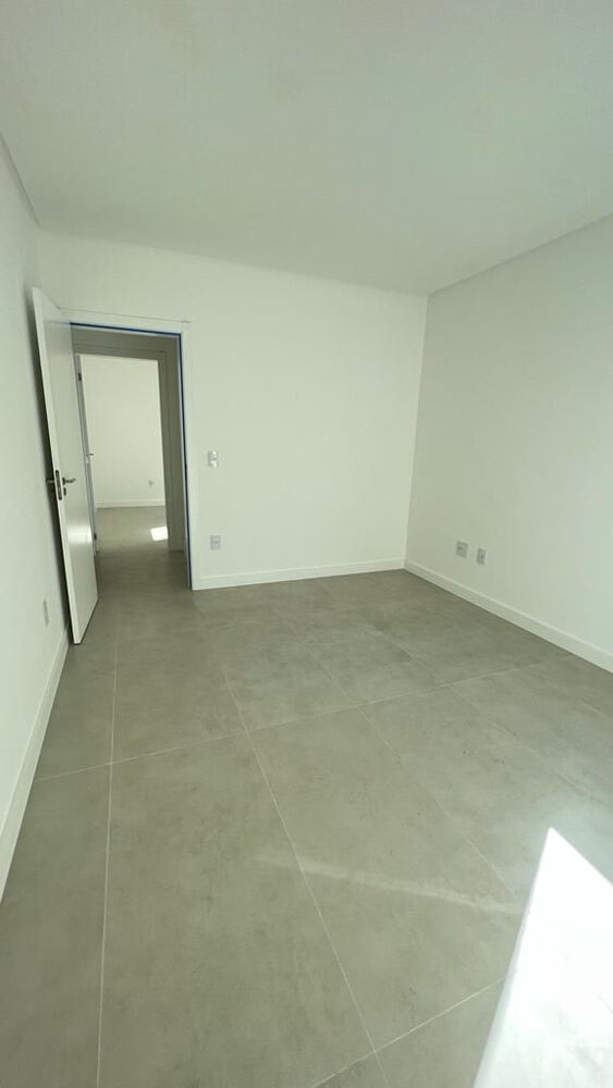 Apartamento à venda com 2 quartos, 84m² - Foto 23