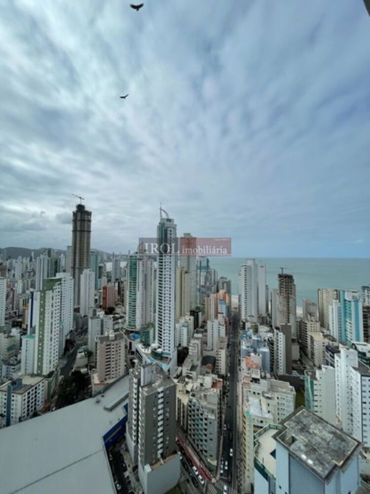 Cobertura, 3 quartos, 240 m² - Foto 3