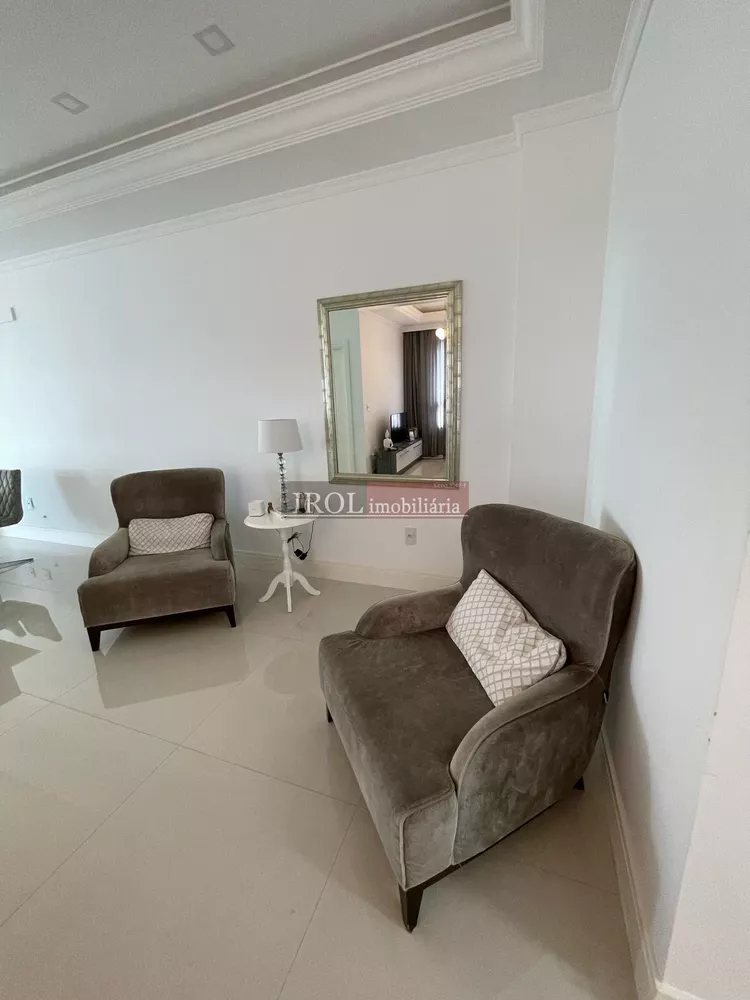 Apartamento à venda com 4 quartos, 182m² - Foto 7