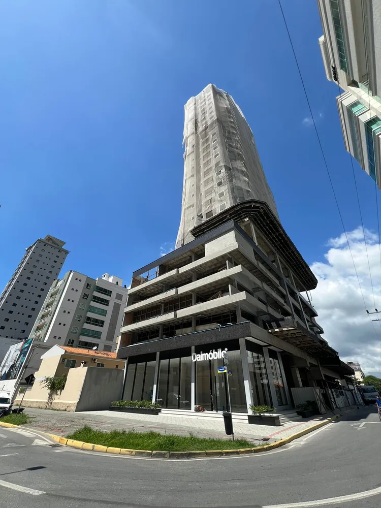 Apartamento, 3 quartos, 137 m² - Foto 1