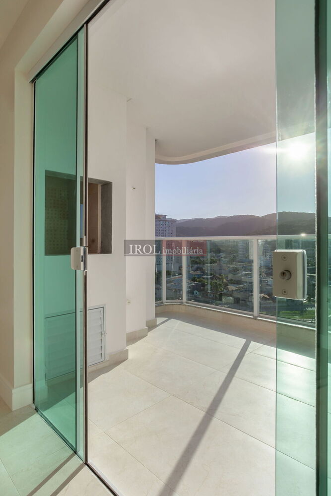 Apartamento, 3 quartos, 127 m² - Foto 2