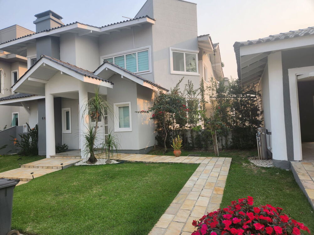 Casa, 6 quartos, 317 m² - Foto 2