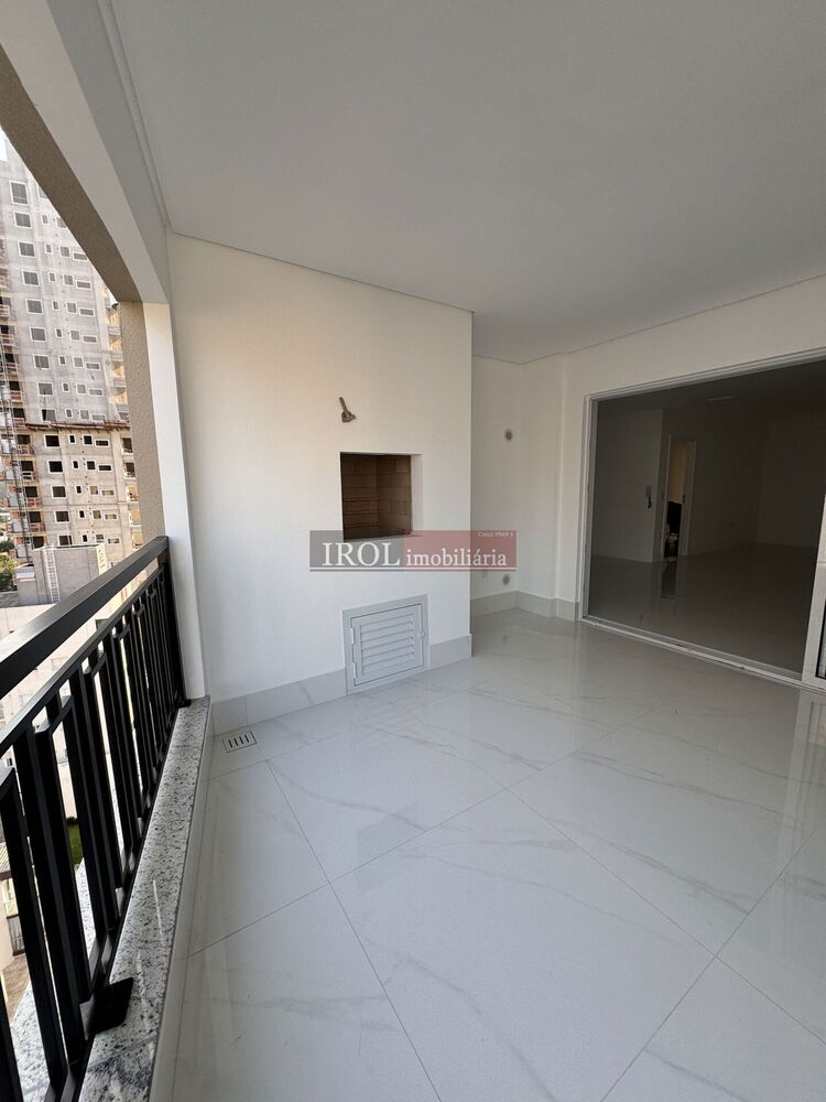 Apartamento, 3 quartos, 130 m² - Foto 3