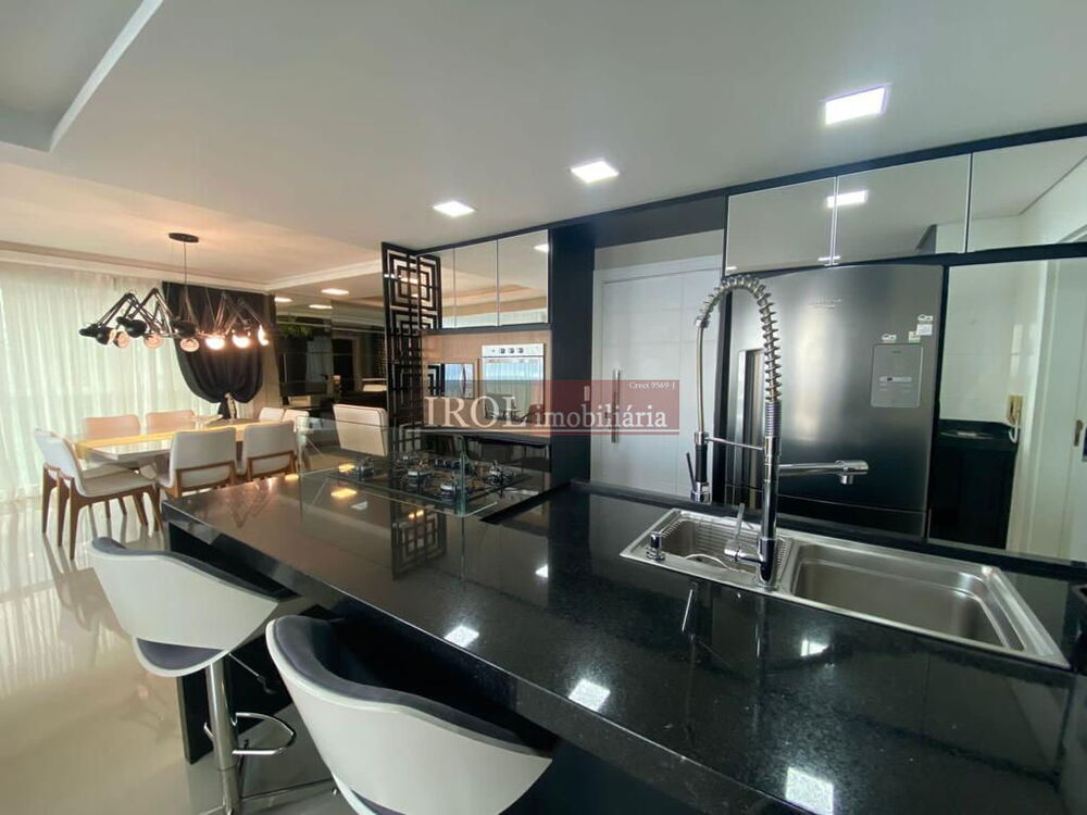 Apartamento, 4 quartos, 208 m² - Foto 7