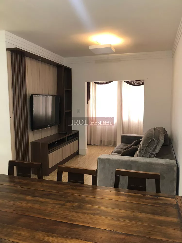 Apartamento à venda com 2 quartos, 99m² - Foto 2