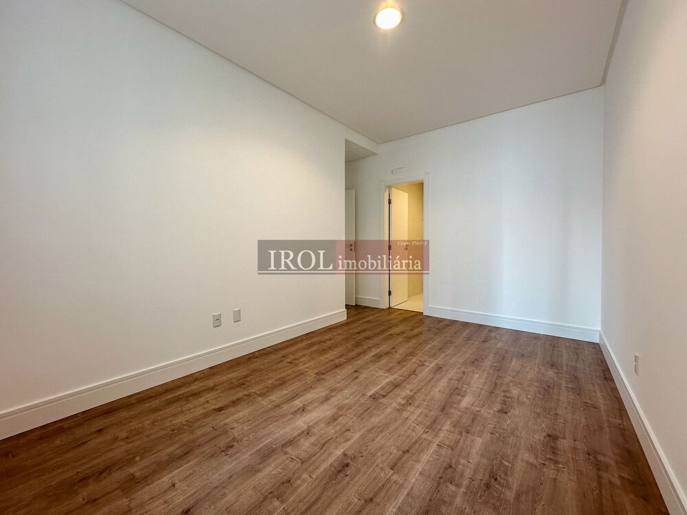 Apartamento, 4 quartos, 193 m² - Foto 1