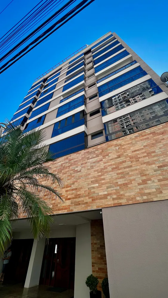 Apartamento, 3 quartos, 180 m² - Foto 2