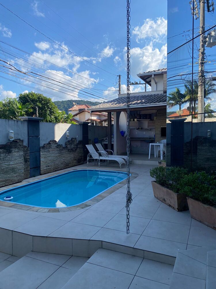 Casa, 5 quartos, 270 m² - Foto 2