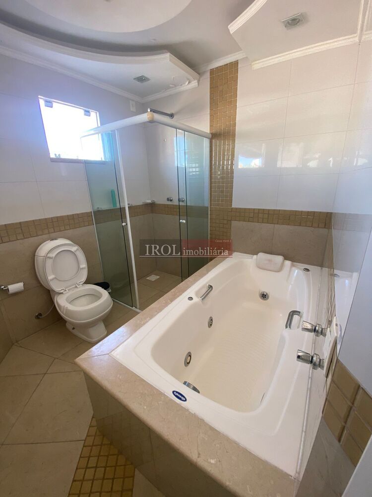 Casa, 5 quartos, 270 m² - Foto 8