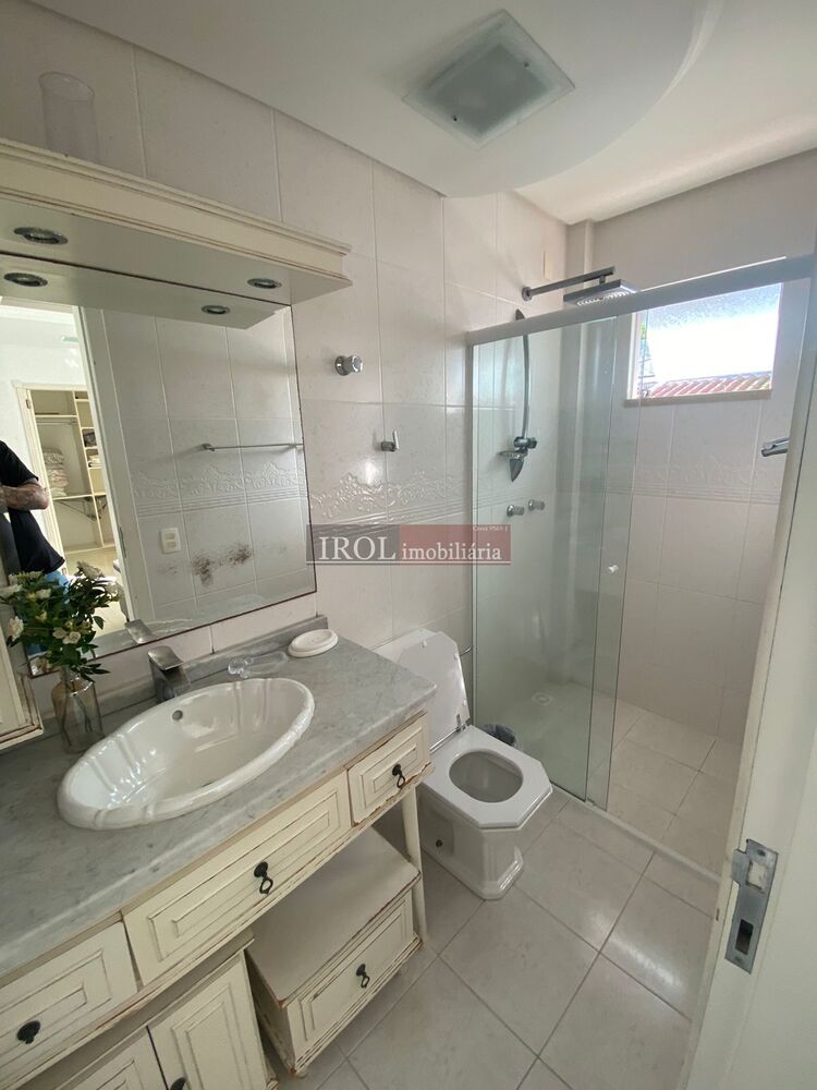 Casa, 5 quartos, 270 m² - Foto 7