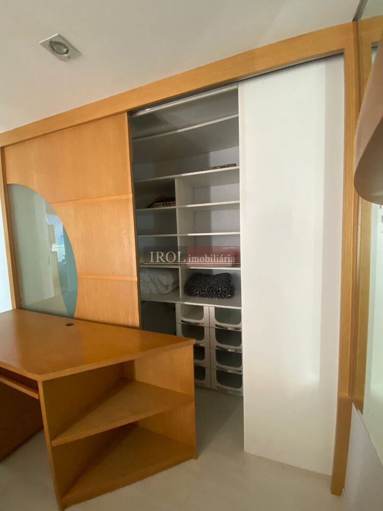 Casa, 5 quartos, 270 m² - Foto 10