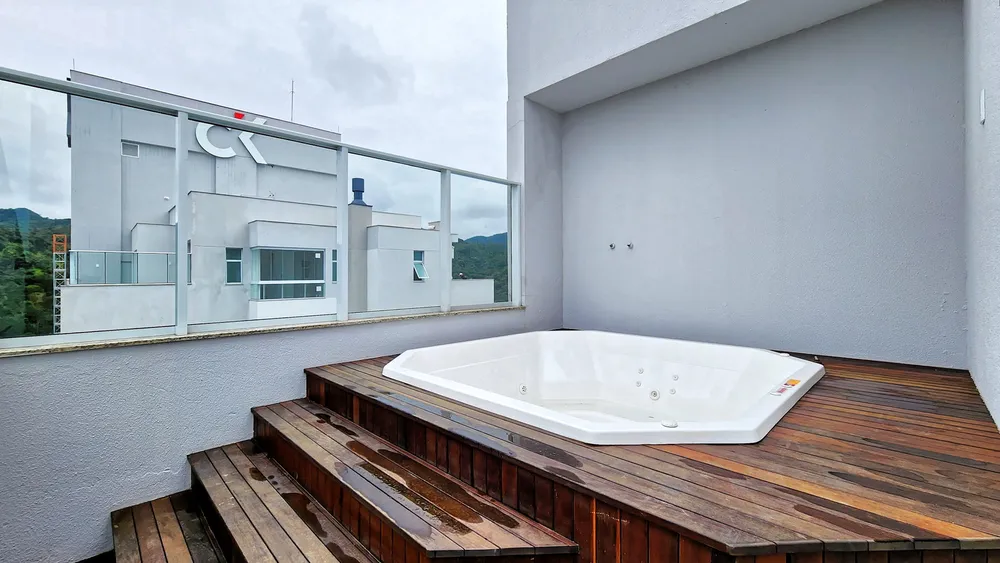 Cobertura, 3 quartos, 143 m² - Foto 2