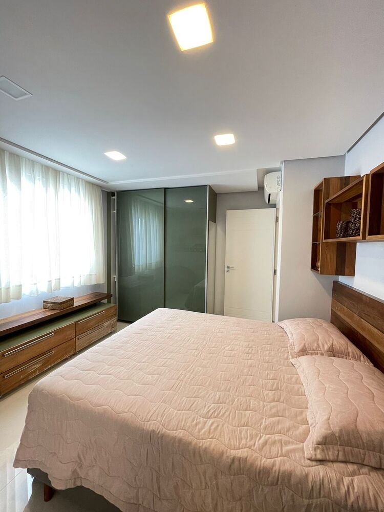 Apartamento para alugar com 3 quartos, 240m² - Foto 24