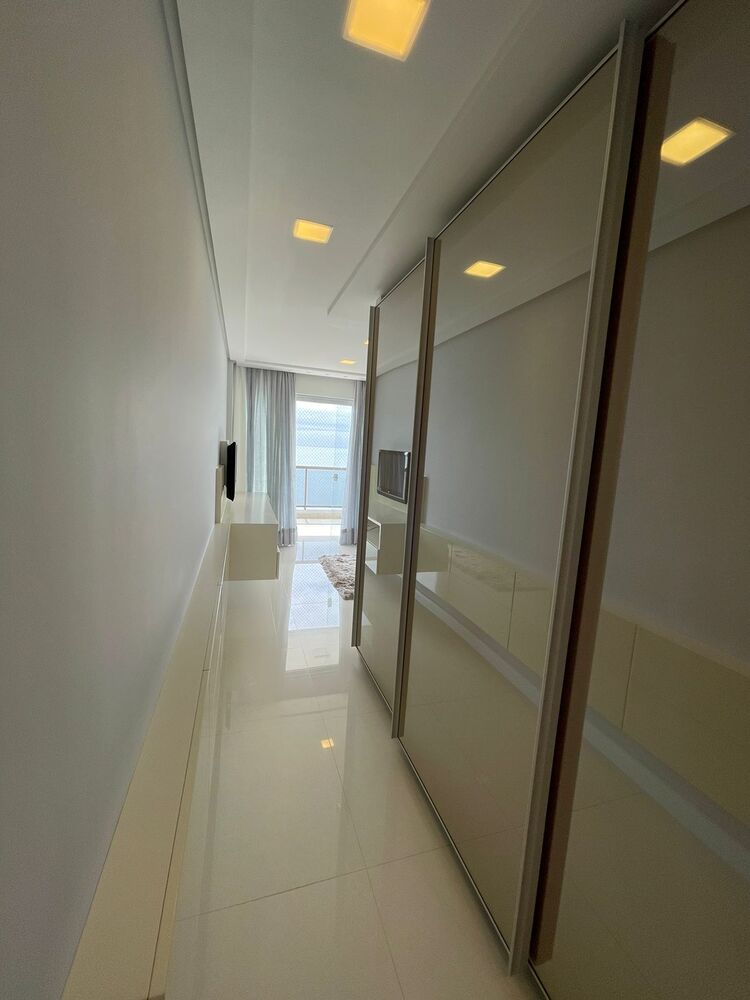 Apartamento para alugar com 3 quartos, 240m² - Foto 27