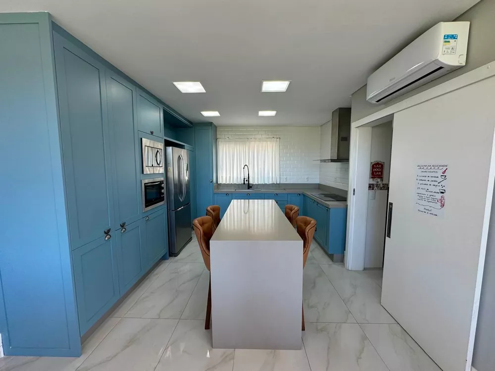Casa, 3 quartos, 289 m² - Foto 2