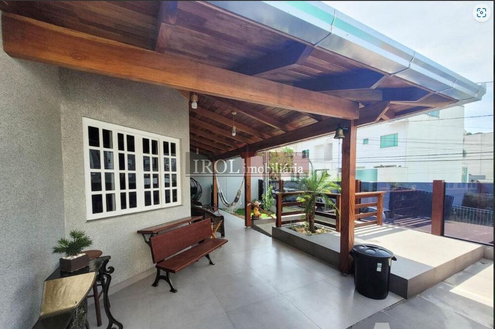 Casa, 3 quartos, 178 m² - Foto 3