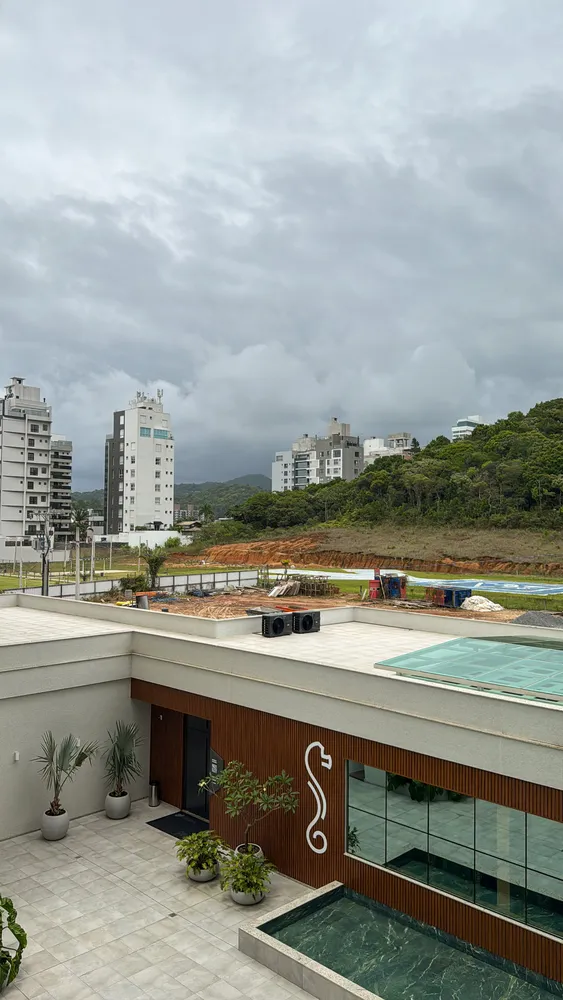 Apartamento, 3 quartos, 242 m² - Foto 2