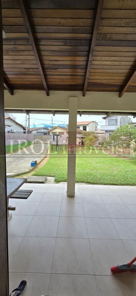 Casa, 4 quartos, 220 m² - Foto 3