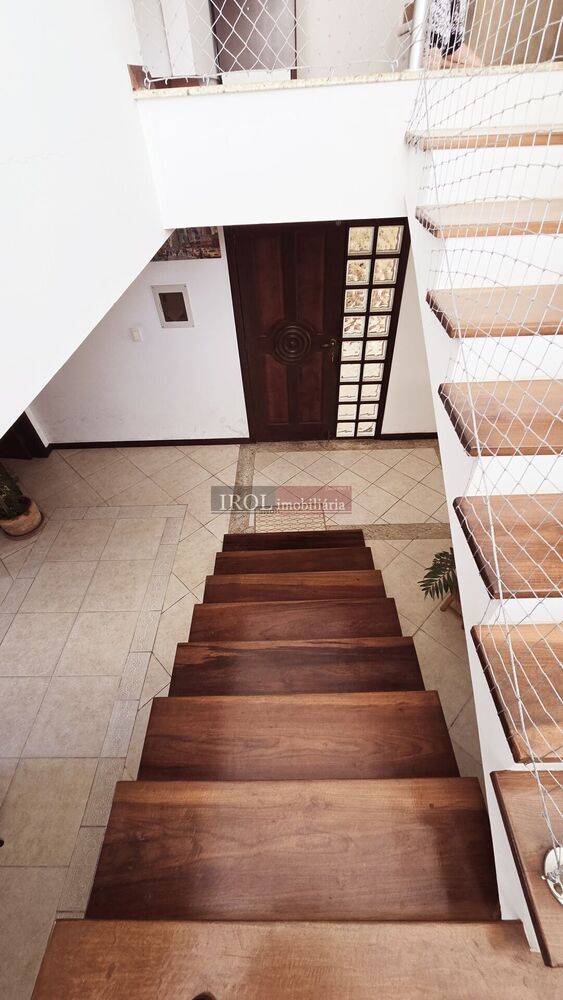 Casa à venda com 4 quartos, 232m² - Foto 16