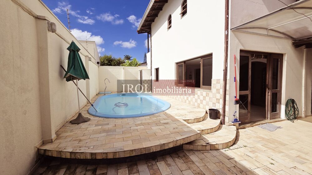 Casa à venda com 4 quartos, 232m² - Foto 36