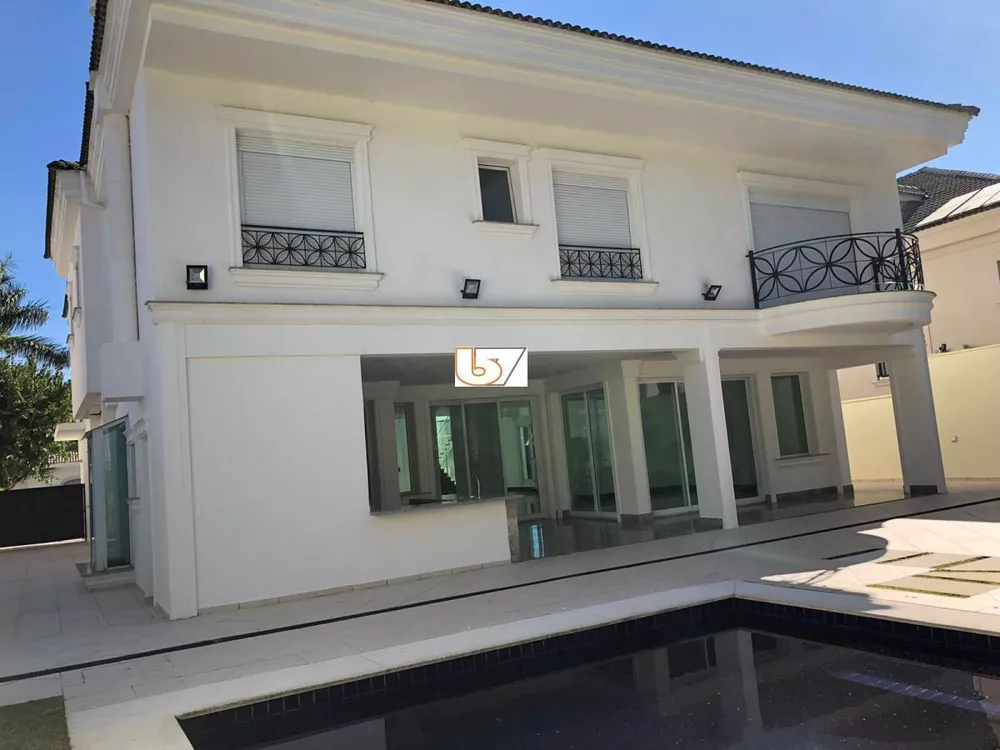 Casa de Condomínio à venda com 5 quartos, 662m² - Foto 2