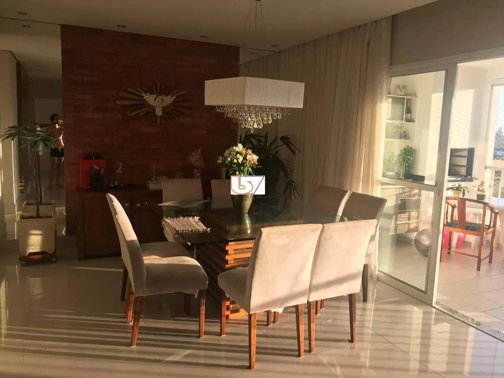 Apartamento à venda com 3 quartos, 132m² - Foto 3