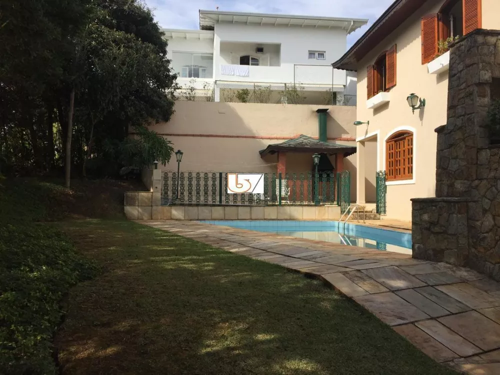 Casa de Condomínio à venda com 5 quartos, 572m² - Foto 1