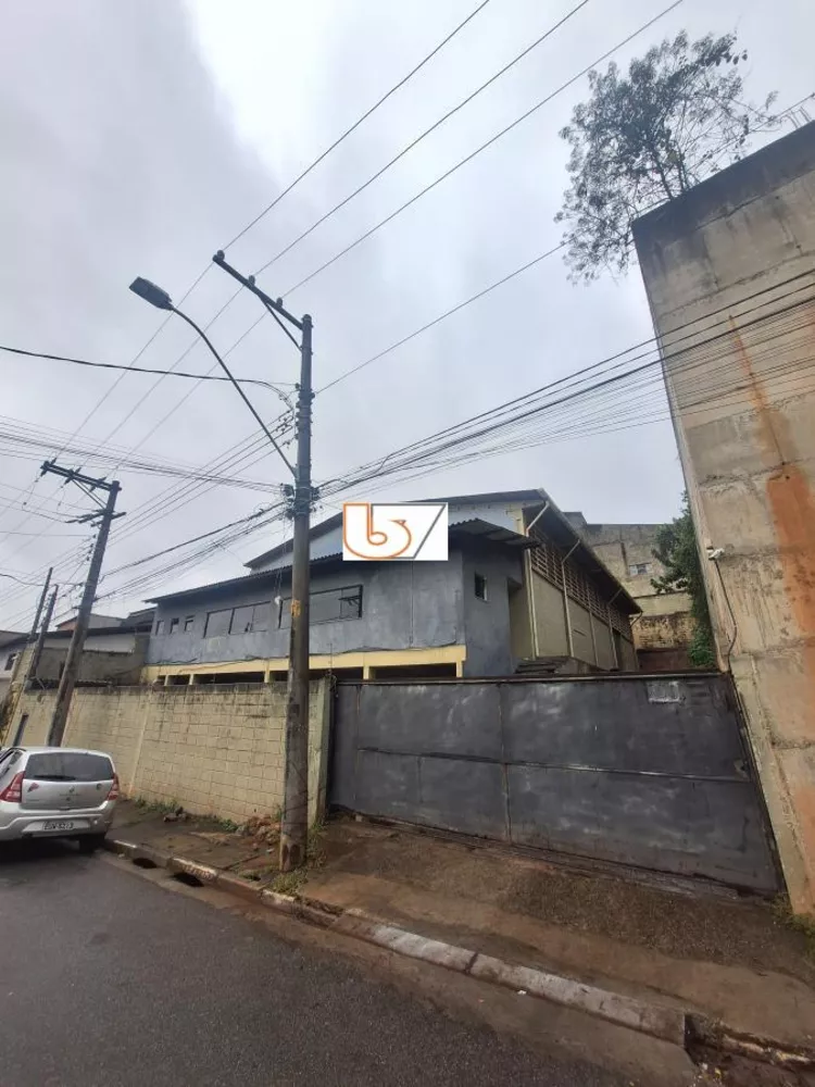 Depósito-Galpão-Armazém para alugar, 629m² - Foto 2