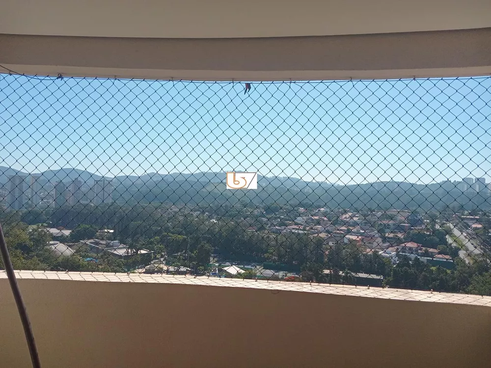 Apartamento para alugar com 3 quartos, 96m² - Foto 2