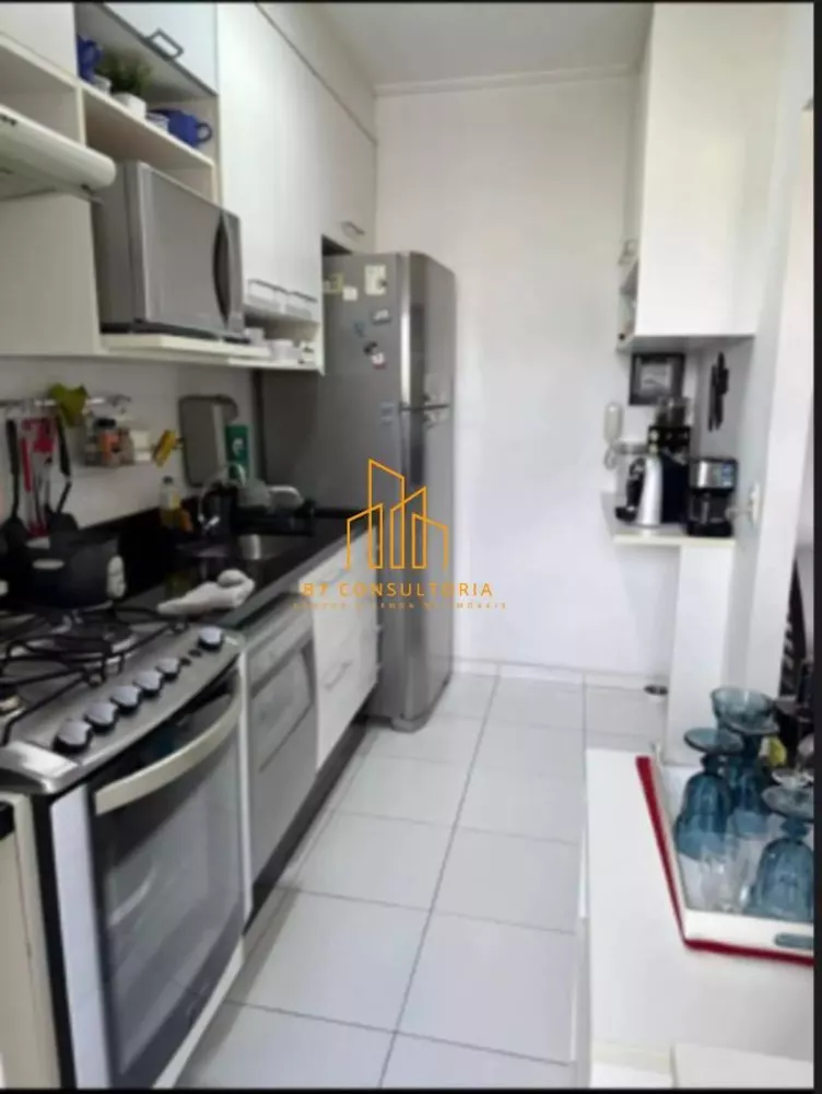 Apartamento à venda com 3 quartos, 74m² - Foto 4