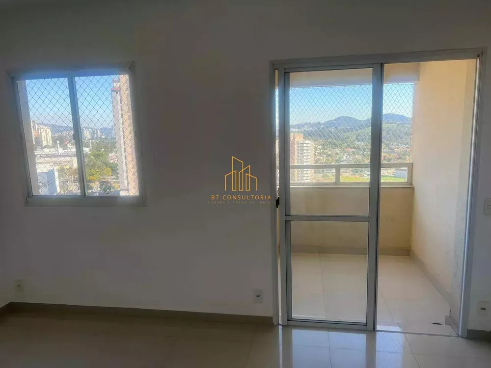 Apartamento à venda com 3 quartos, 72m² - Foto 1