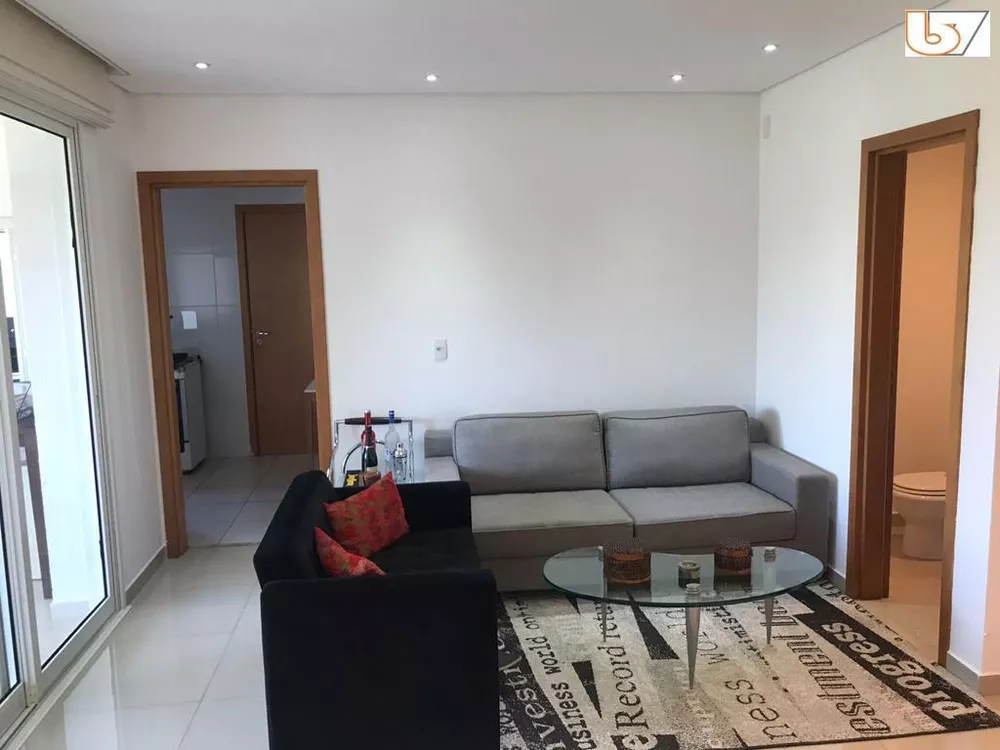 Apartamento à venda com 3 quartos, 123m² - Foto 2