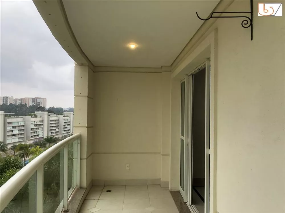 Apartamento para alugar com 2 quartos, 113m² - Foto 2