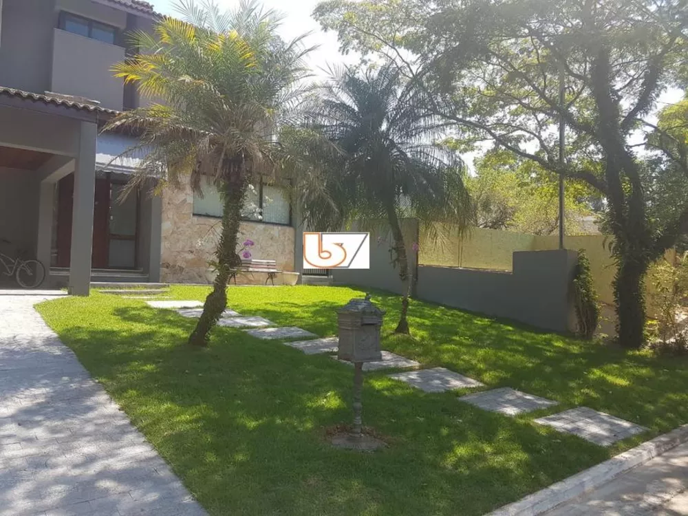 Casa de Condomínio à venda com 4 quartos, 394m² - Foto 3