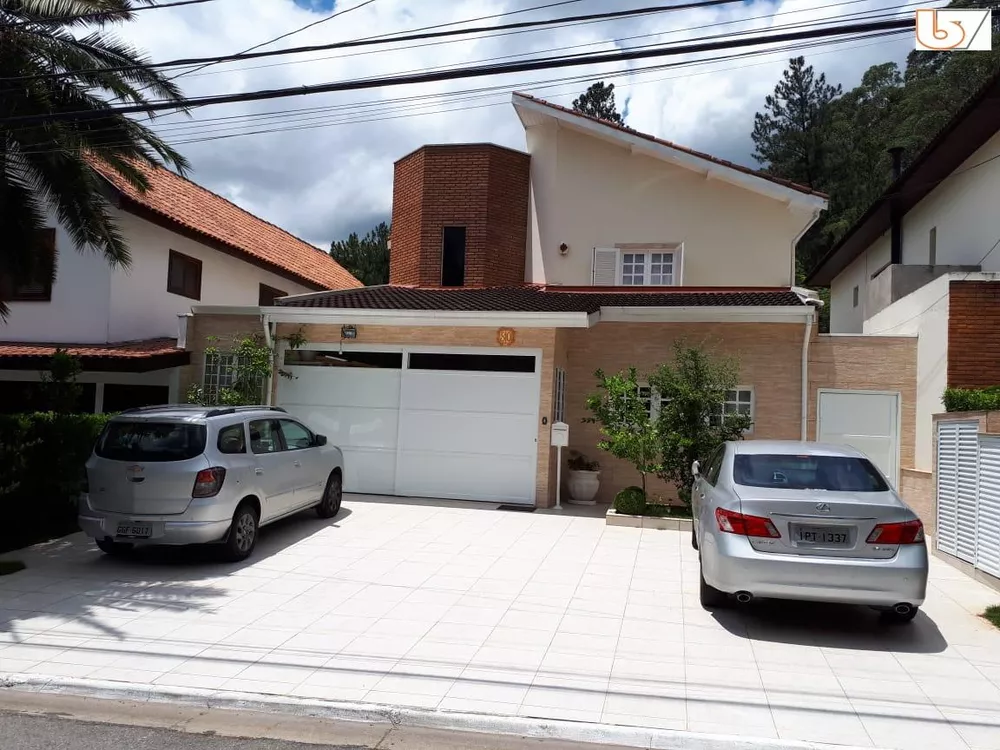 Casa de Condomínio à venda com 4 quartos, 395m² - Foto 1