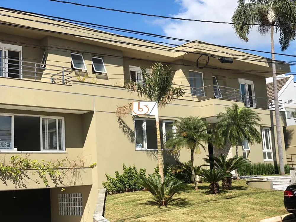 Casa de Condomínio à venda com 6 quartos, 1360m² - Foto 1