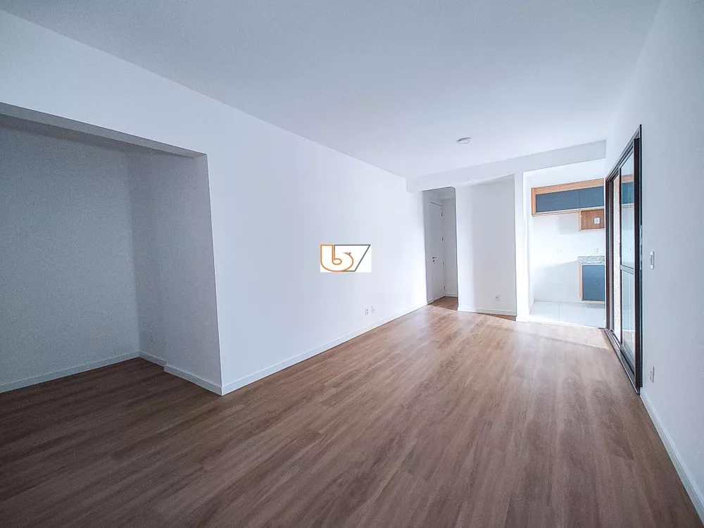 Apartamento para alugar com 3 quartos, 102m² - Foto 6