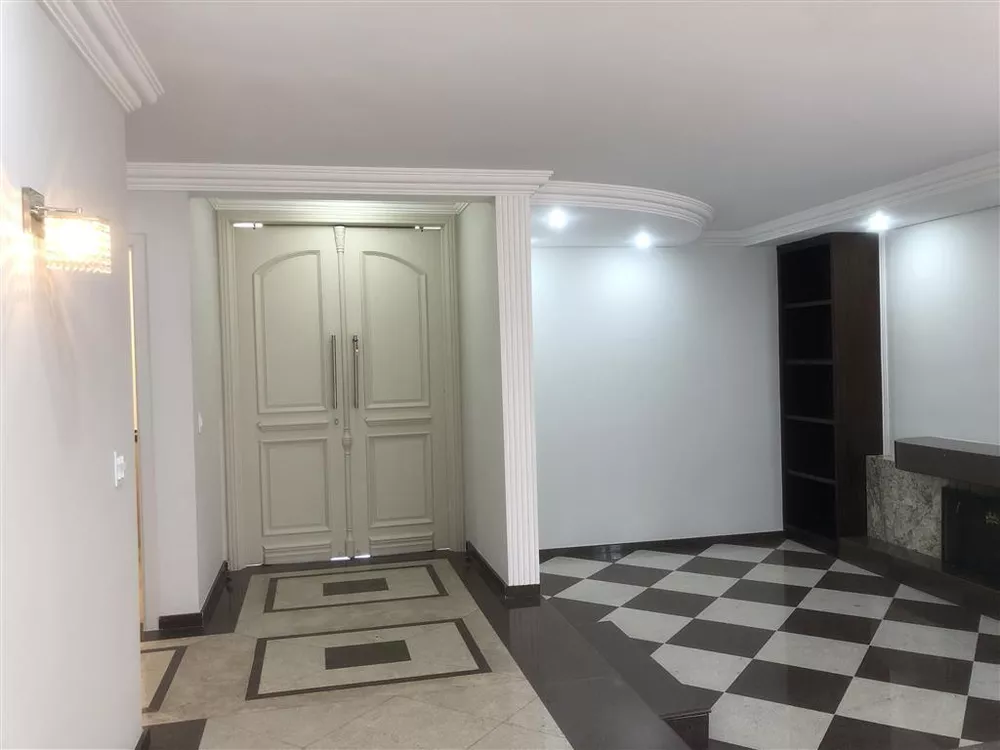 Casa de Condomínio para alugar com 4 quartos, 600m² - Foto 5