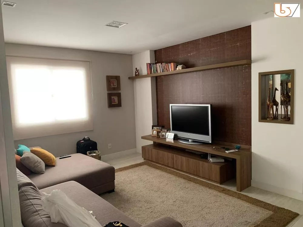 Apartamento à venda com 3 quartos, 235m² - Foto 4