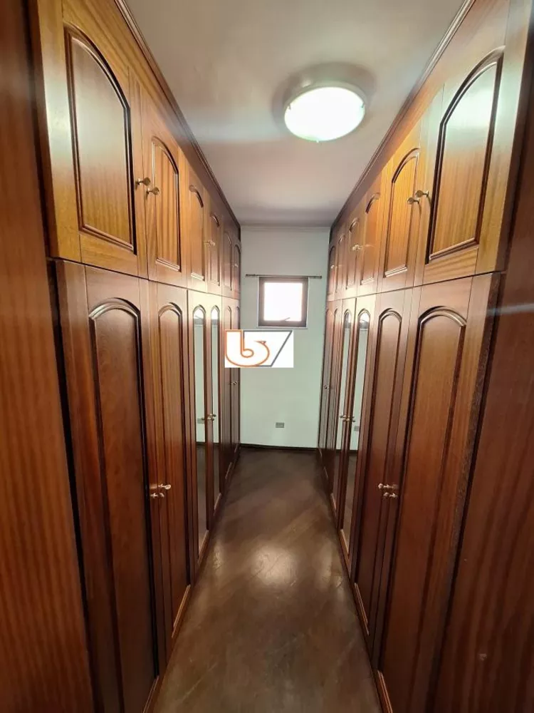 Casa de Condomínio para alugar com 3 quartos, 360m² - Foto 5