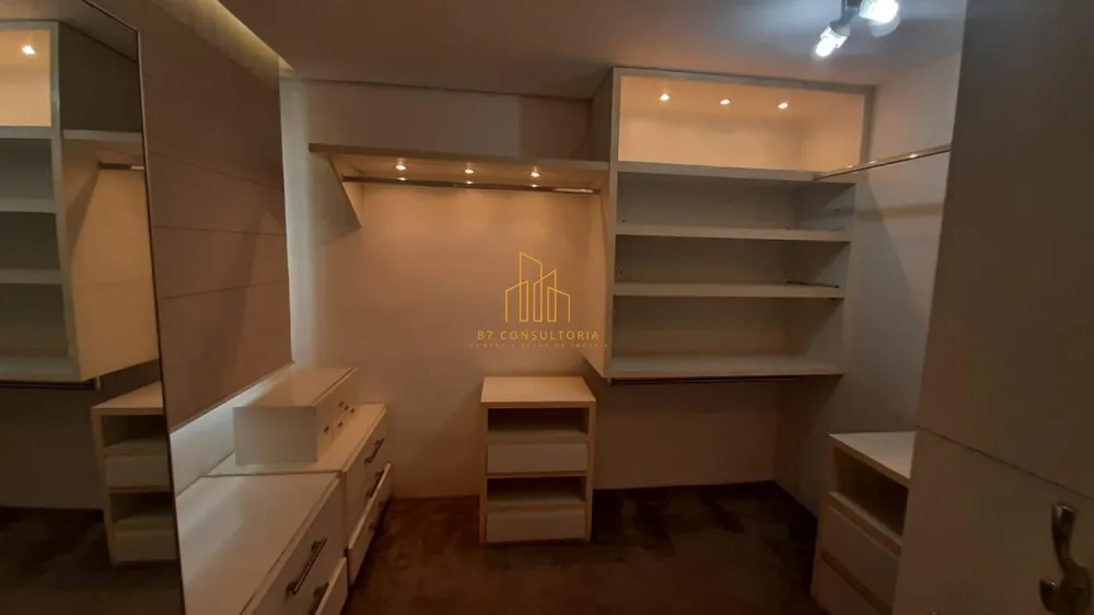 Apartamento, 3 quartos, 202 m² - Foto 1